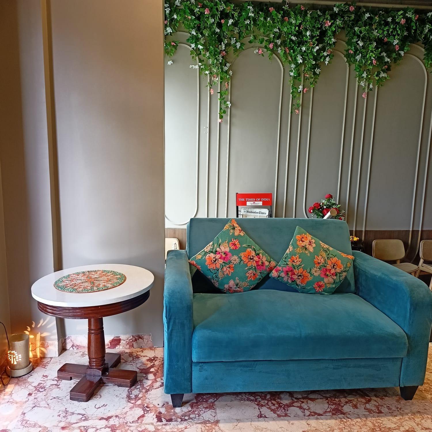 Cosy Grand, Chanakyapuri By The Cosy Hotels Ню Делхи Екстериор снимка